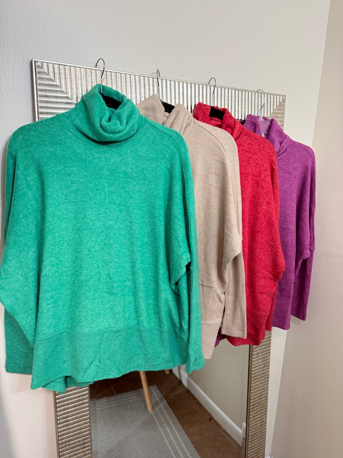 Victoria Long Sleeve Turtle Neck
