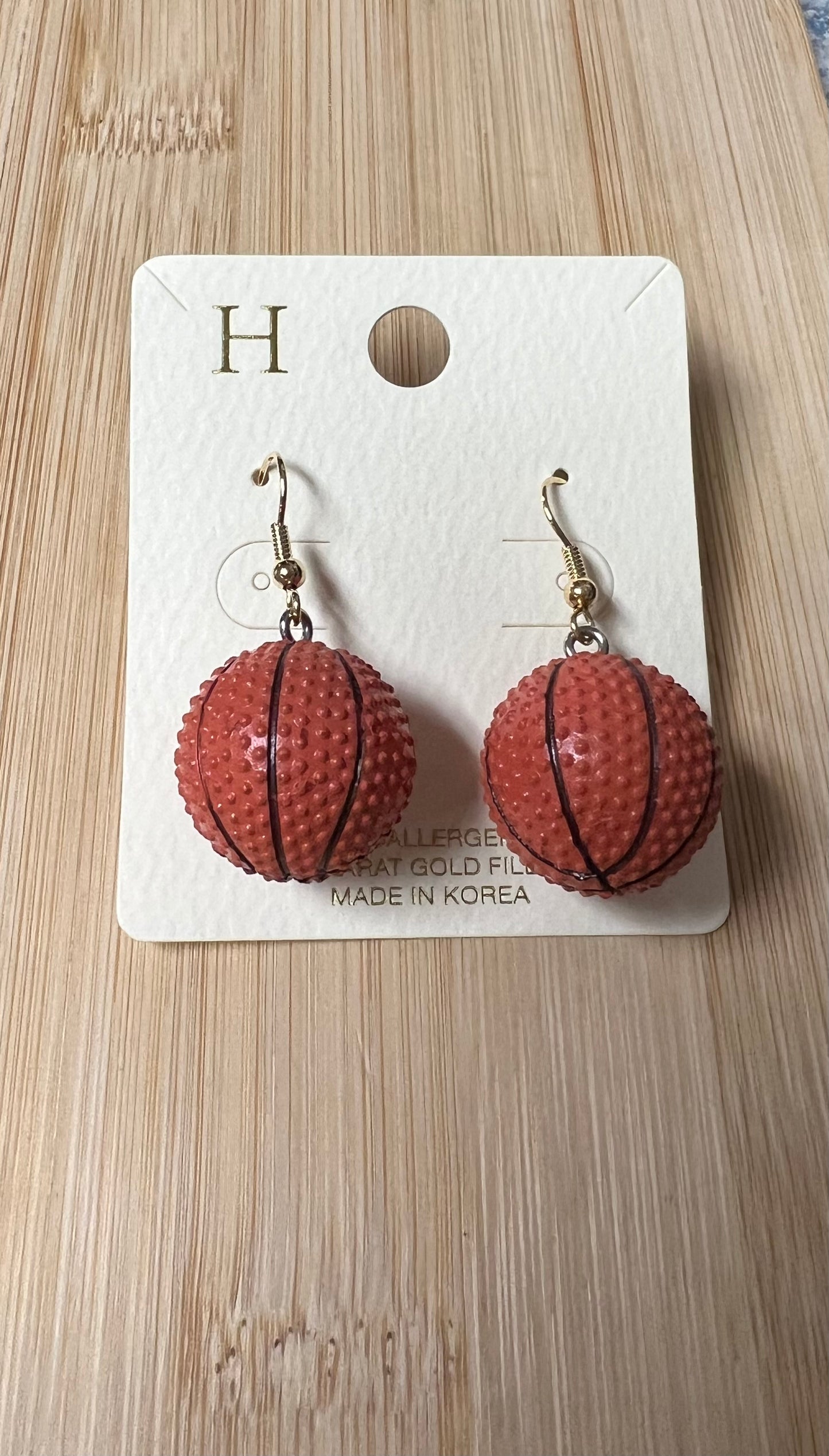 Mini Dangle Earring