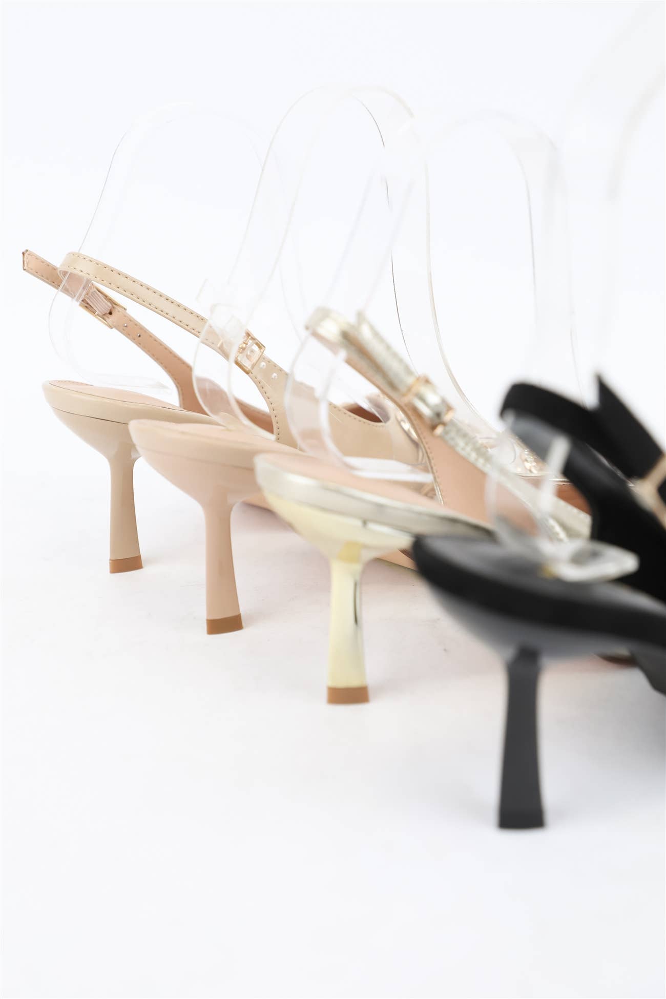 MARIBEL-1 LUXURY CRYSTAL HORSEBIT SLINGBACK HEELS