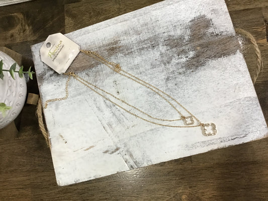 Clover necklace