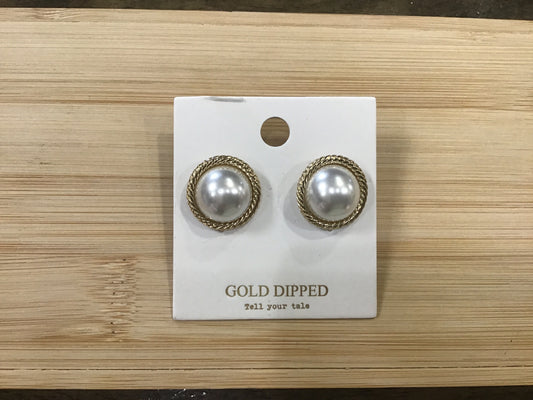 Stud Earrings