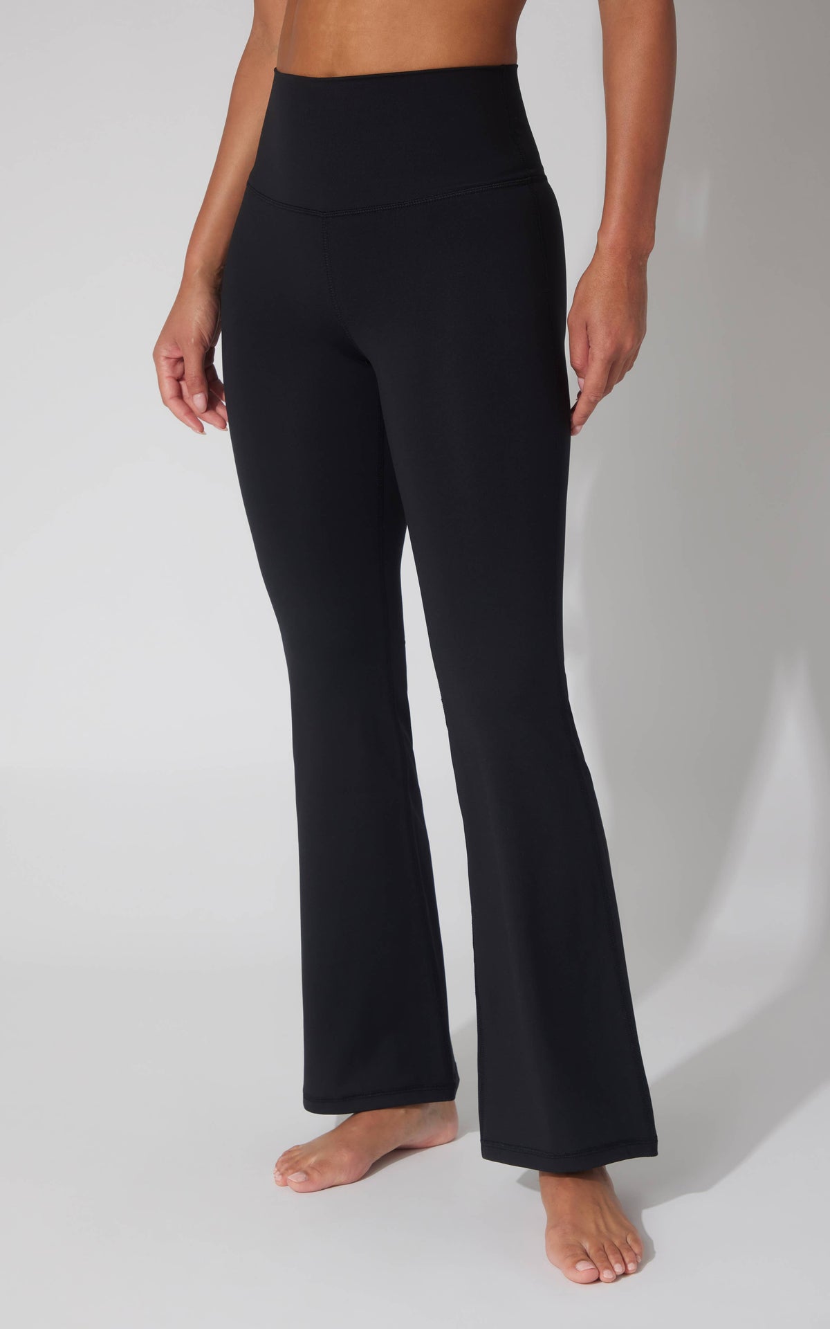 Women's Lux Everyday Basic High Rise Flared Leg Pant