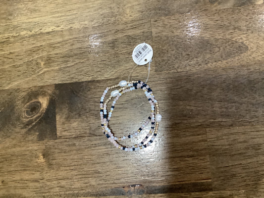 Multi pearl stack