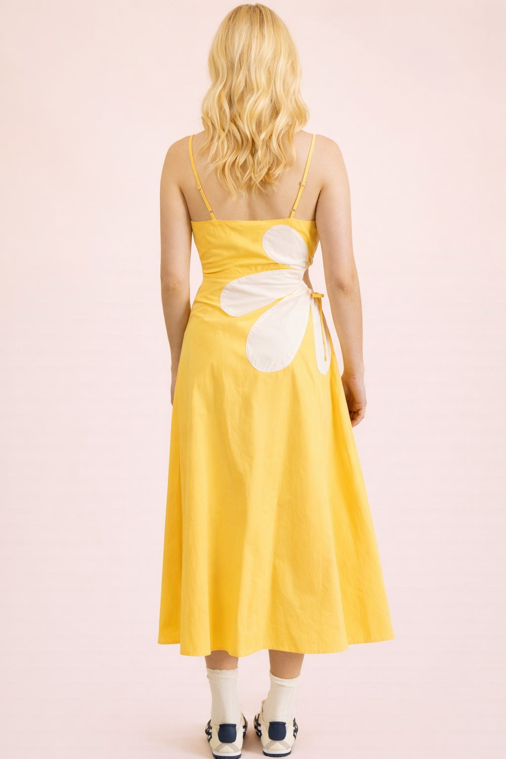 Side Cutout Floral Detail Resort Midi Dress