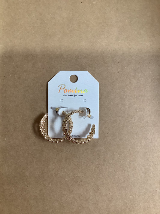 Gold Hoop Essential Earrings