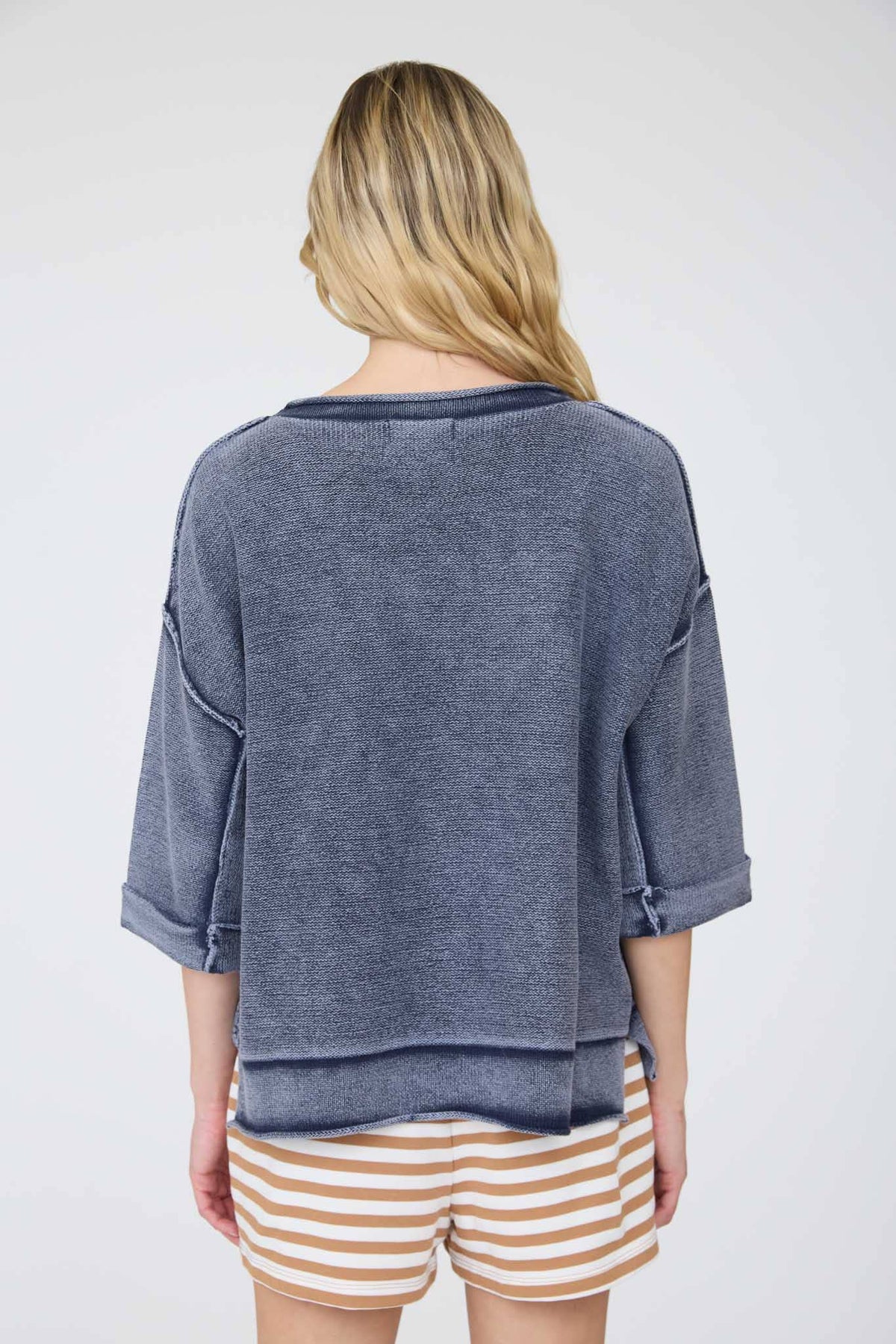 WASHED INVERTED SEAM  SLEEVE