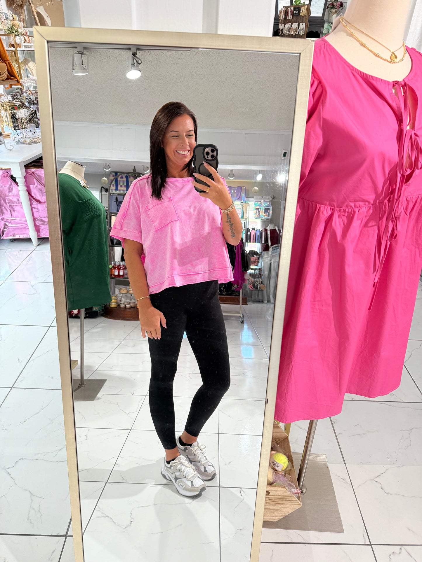 Relaxed Fit Cropped Tee