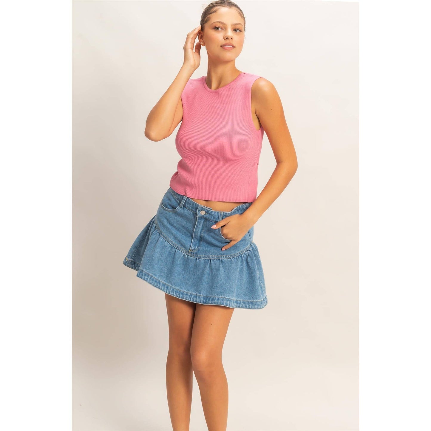 Ribbed Crew Neck Sleeveless Open Back Top