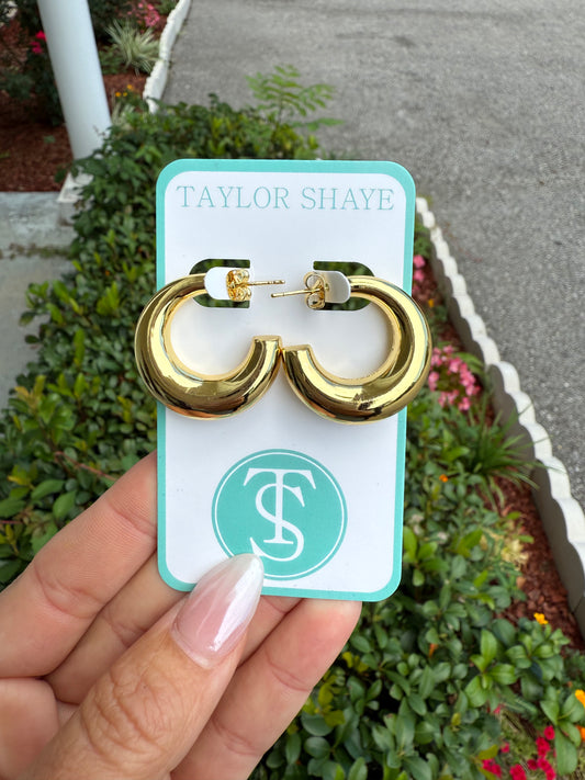 Taylor Shaye Kennedi Hoops