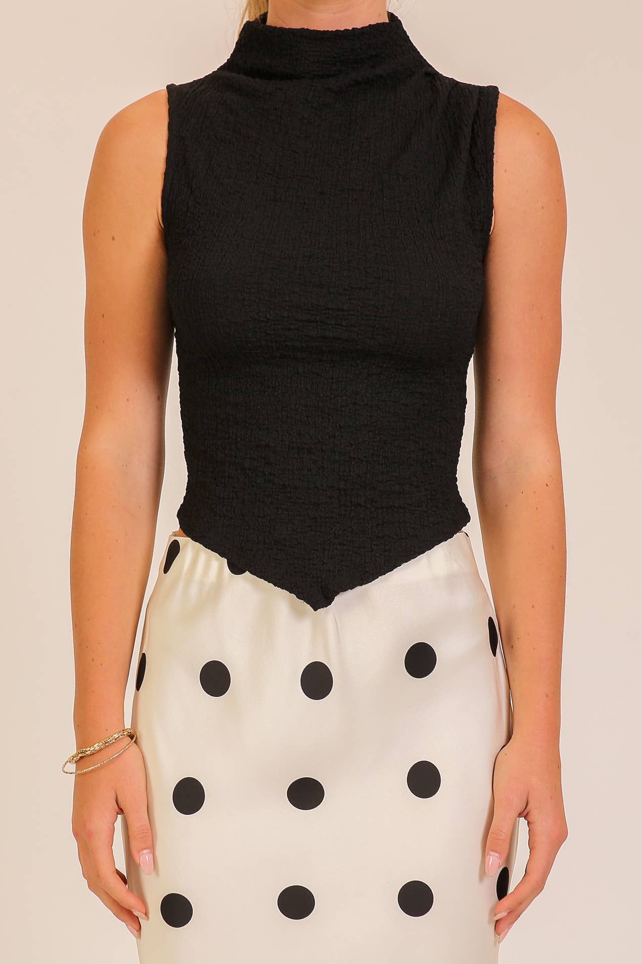 Textured Mock Neck Pointed Hem Top