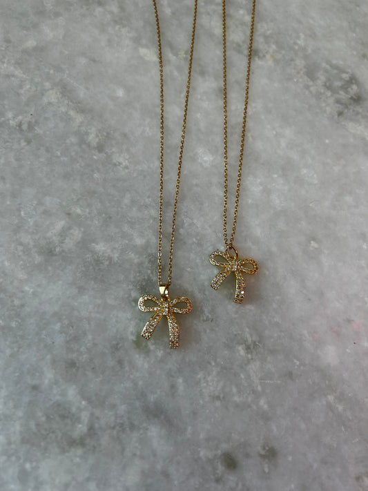 Bow necklace
