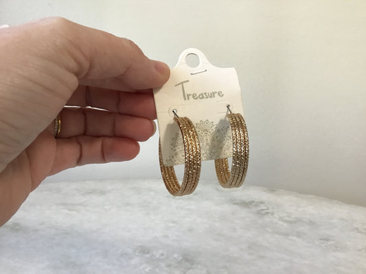 All About The Season Earrings