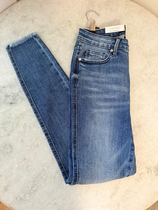 Judy Blue Skinny Tummy Control