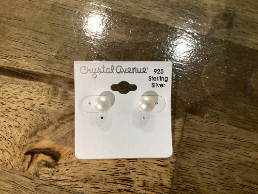 Pearl Studs