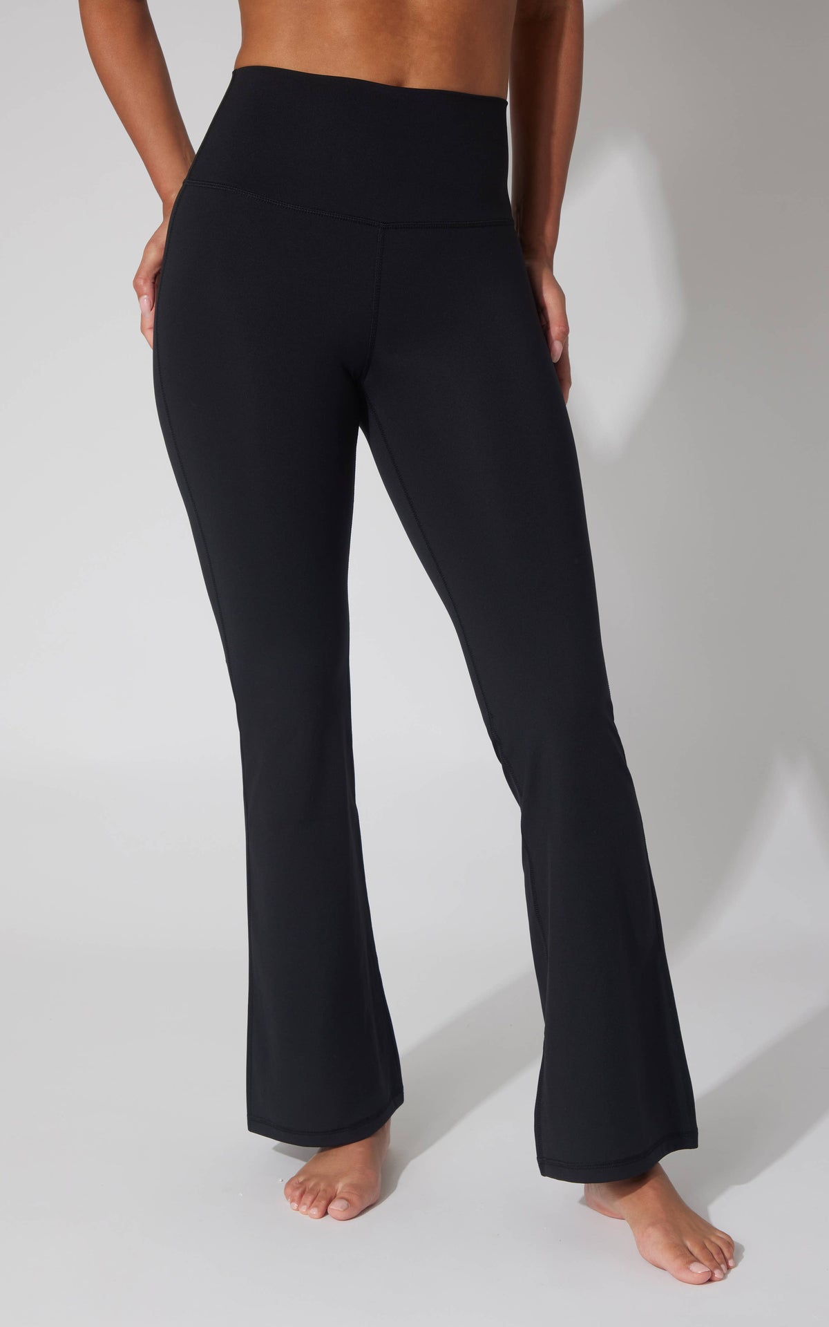 Women's Lux Everyday Basic High Rise Flared Leg Pant