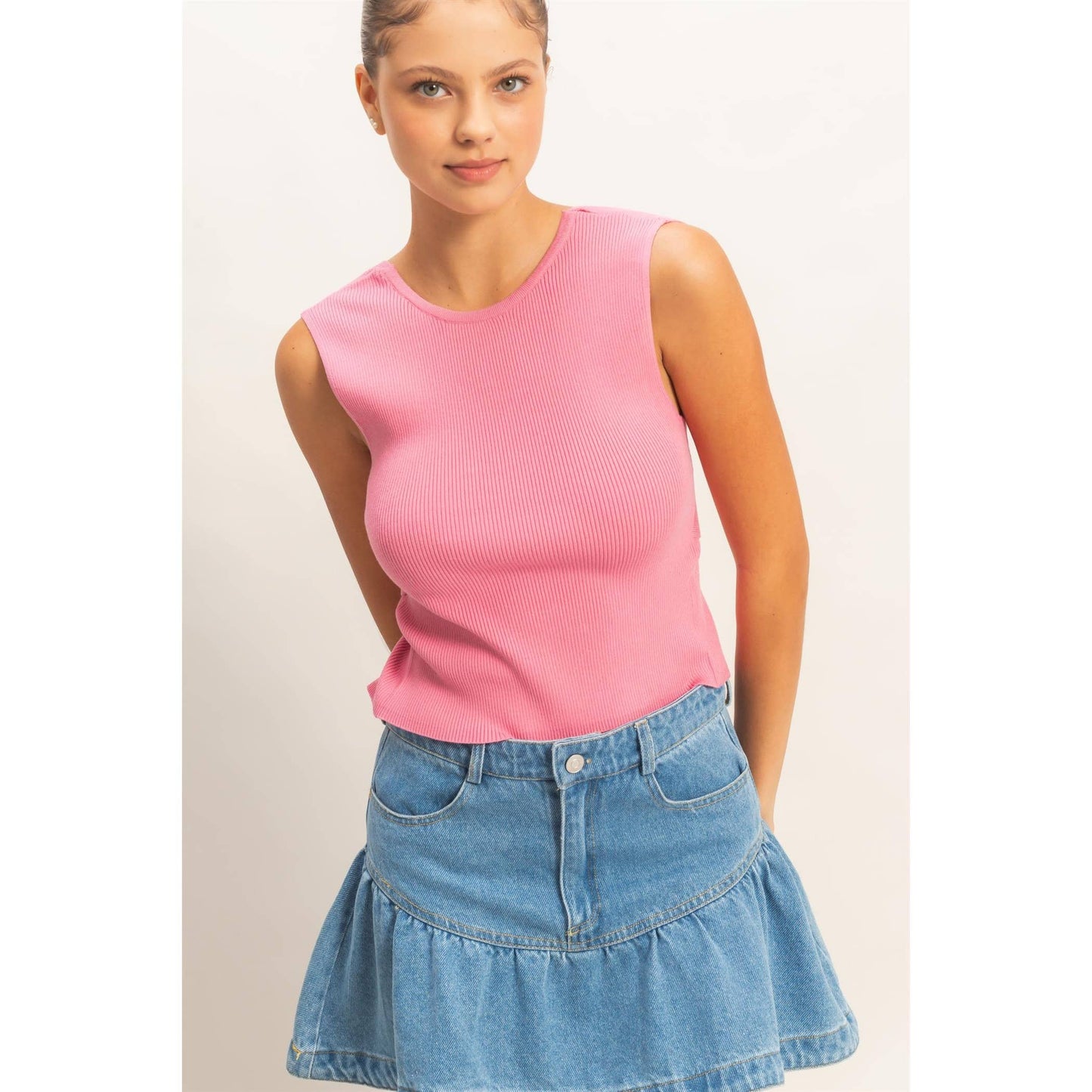 Ribbed Crew Neck Sleeveless Open Back Top