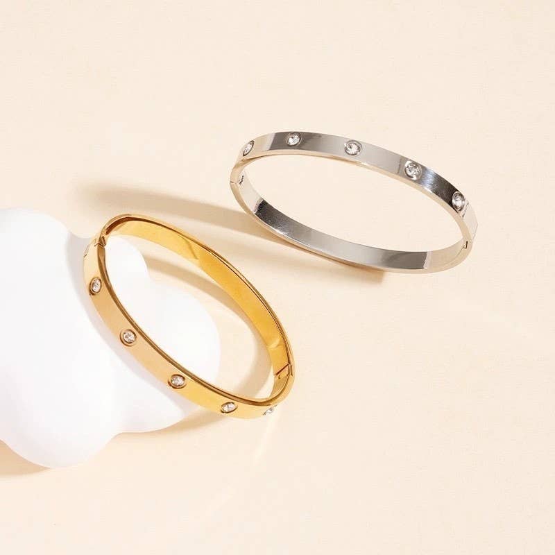 18K NON-TARNISH Bangle