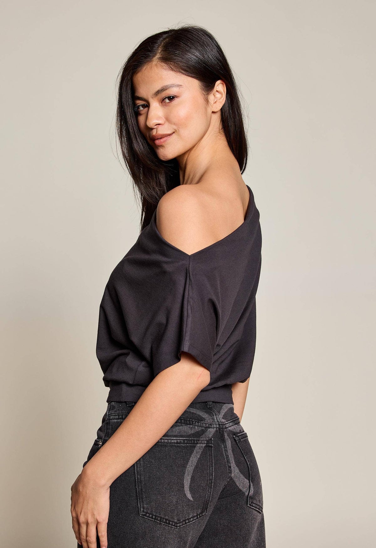 Asymmetrical One Shoulder Tee
