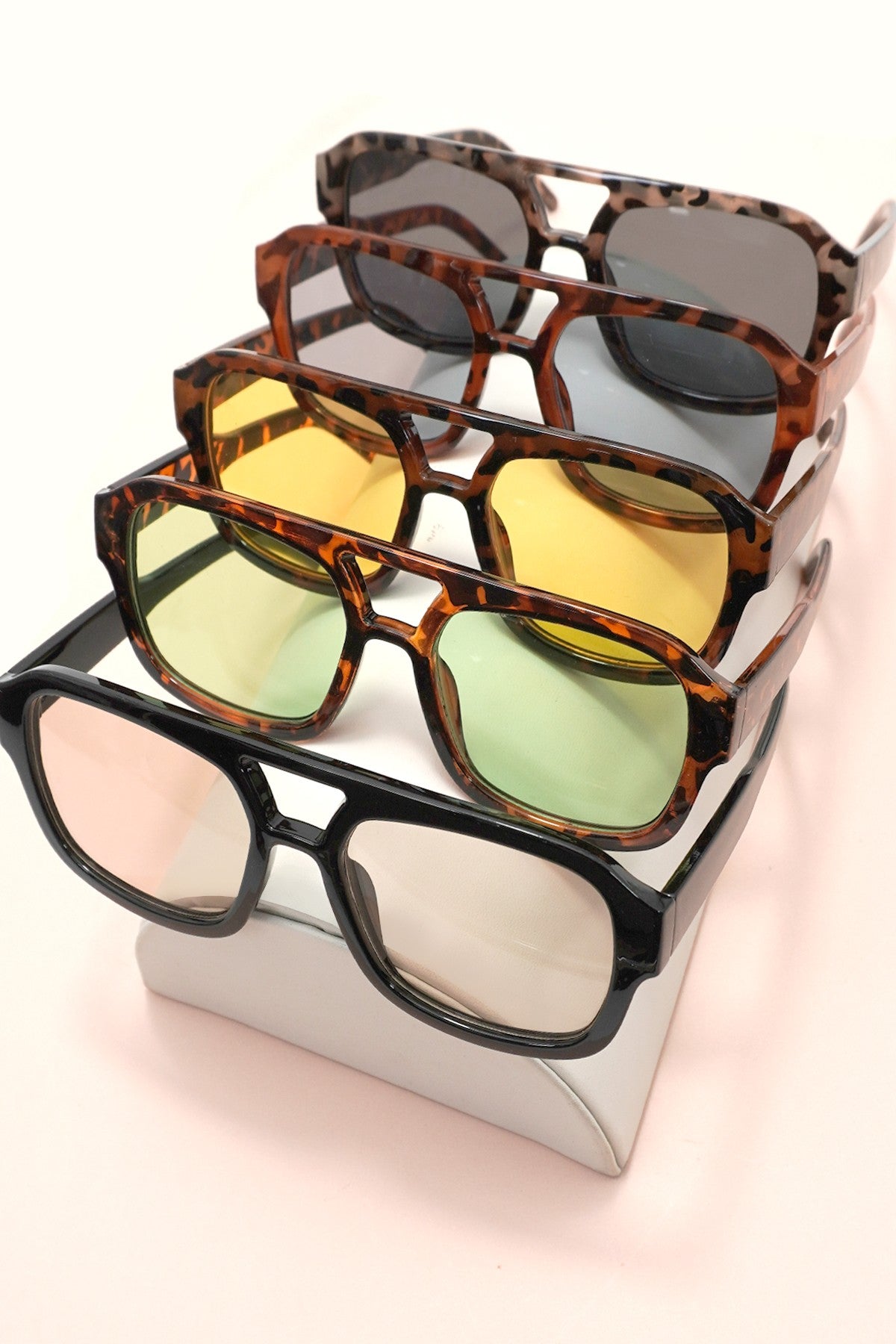 Classic Oversized Frame Sunglasses