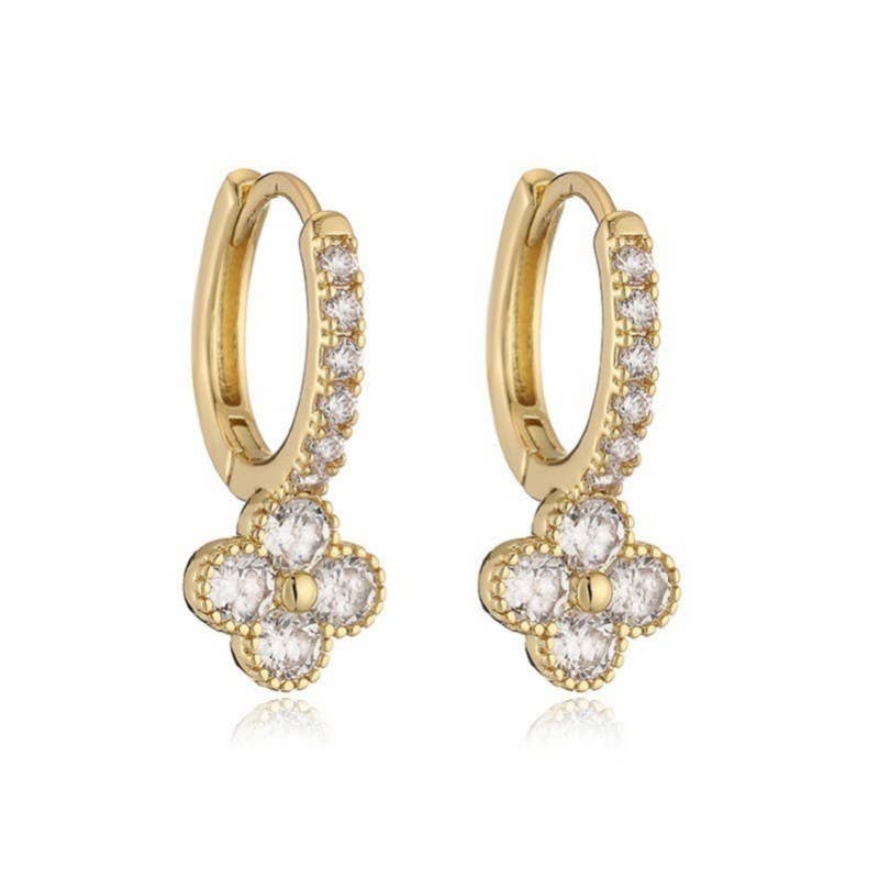 Dainty Clover Huggie earrings