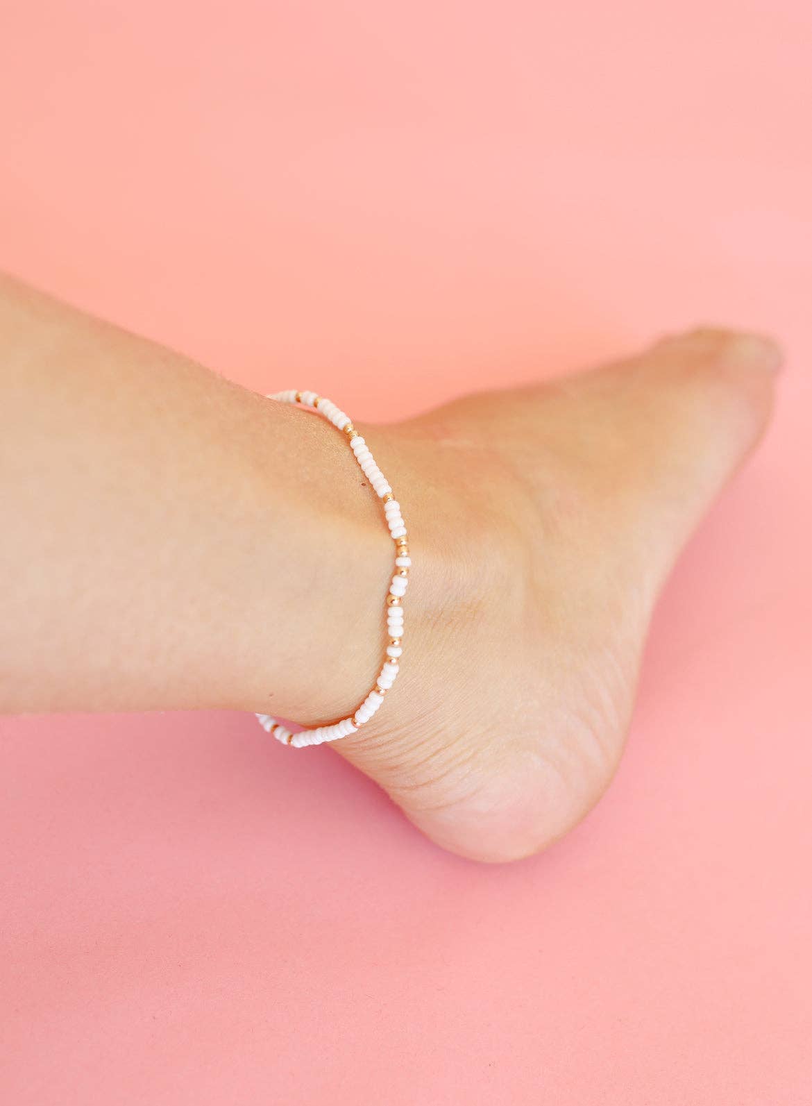 White Sprinkle Anklet in Gold