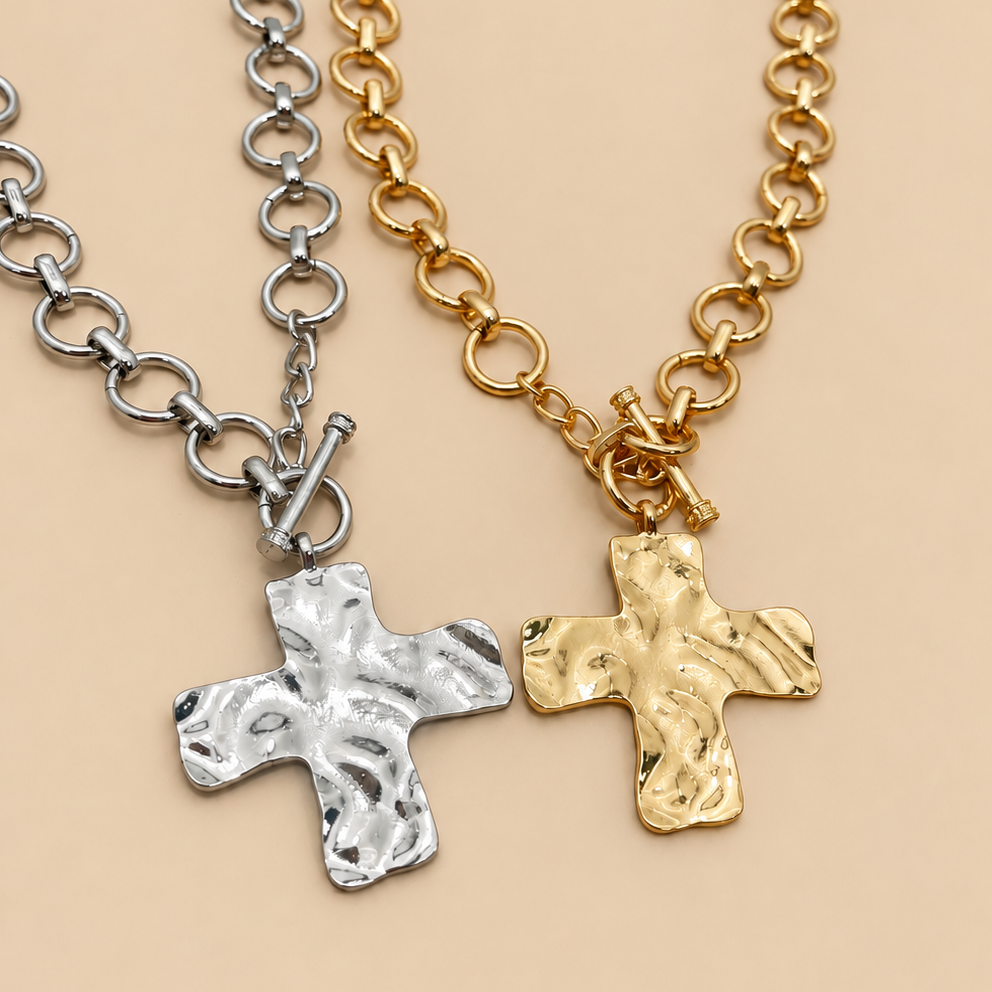NOTABLE HAMMERED CROSS FRONT TOGGLE NECKLACE