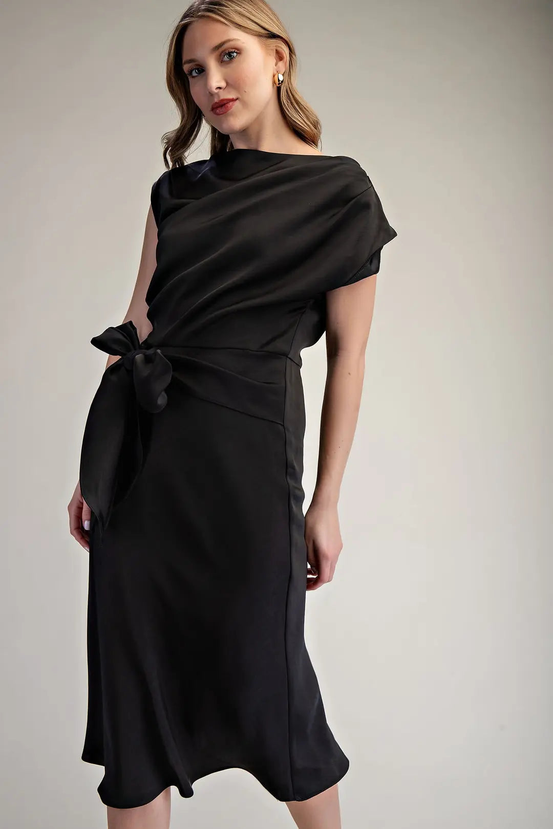 Asymmetrical Neck Waist Tie Midi Dress