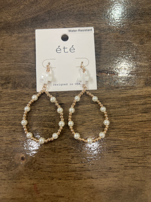 VC pearl earrings